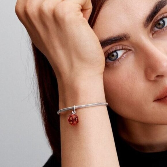 Pandora Stranger Things Hellfire Club Dice Dangle Charm - Picture 5 of 6